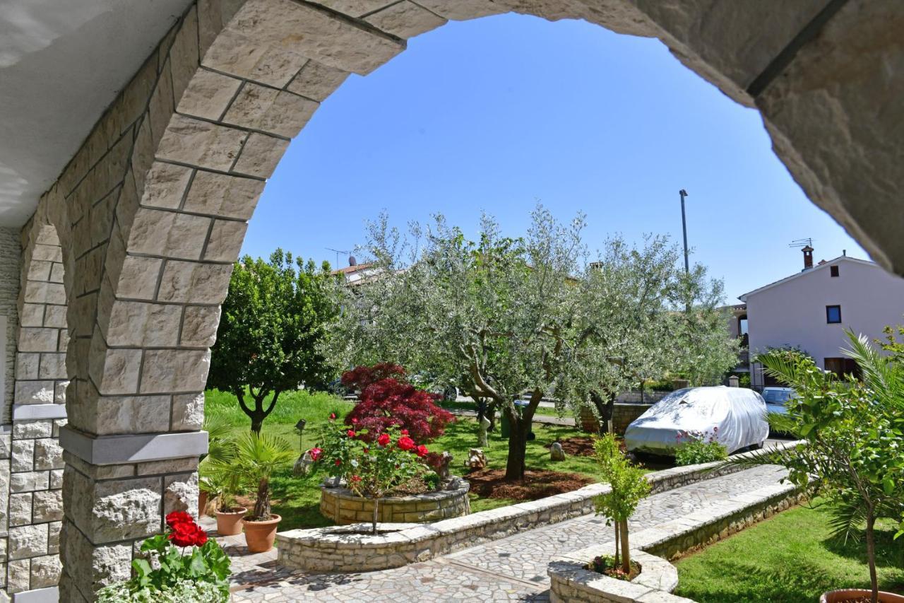 Apartment Mip Poreč Buitenkant foto