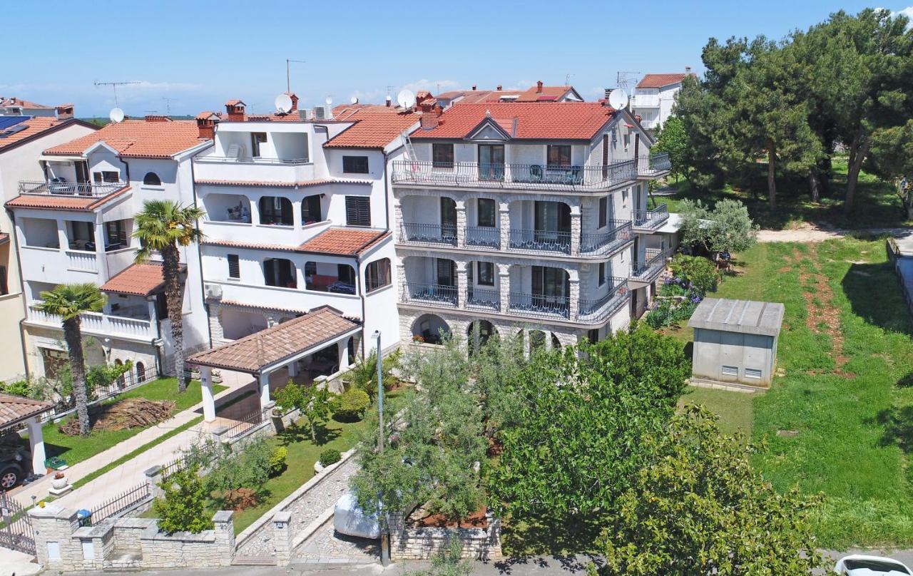 Apartment Mip Poreč Buitenkant foto